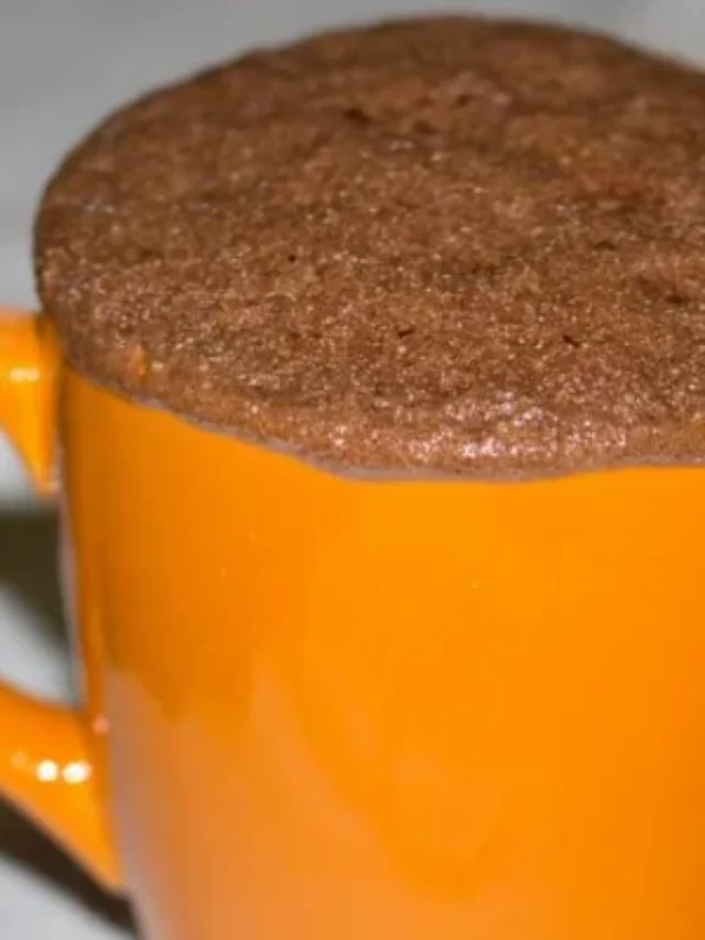 bolo de caneca