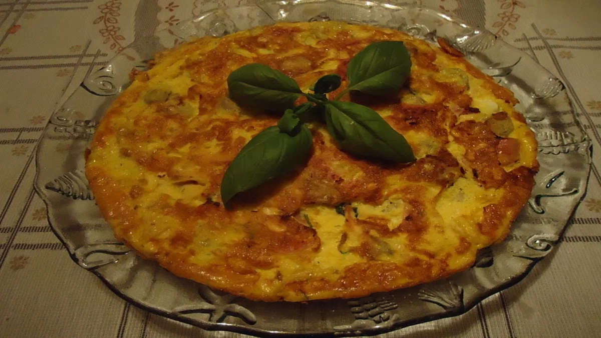 Omelete de frango desfiado fácil de fazer na hora do almoço