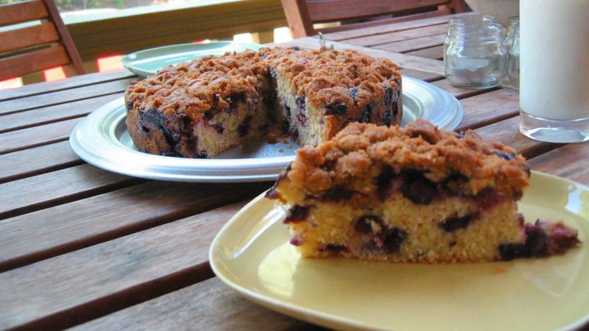 Receita de bolo de café com mirtilo receita simples para a família toda saborear