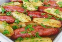 Linguiça assada com batatas
