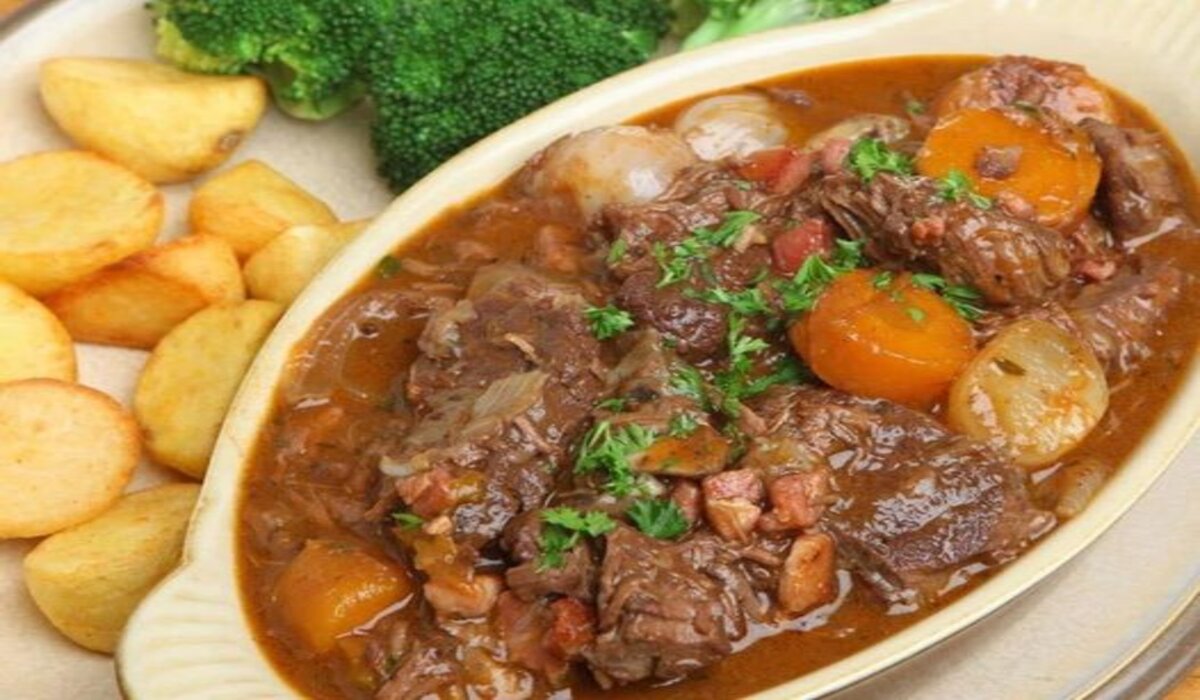 Carne de Panela com Batata e Cenoura   
