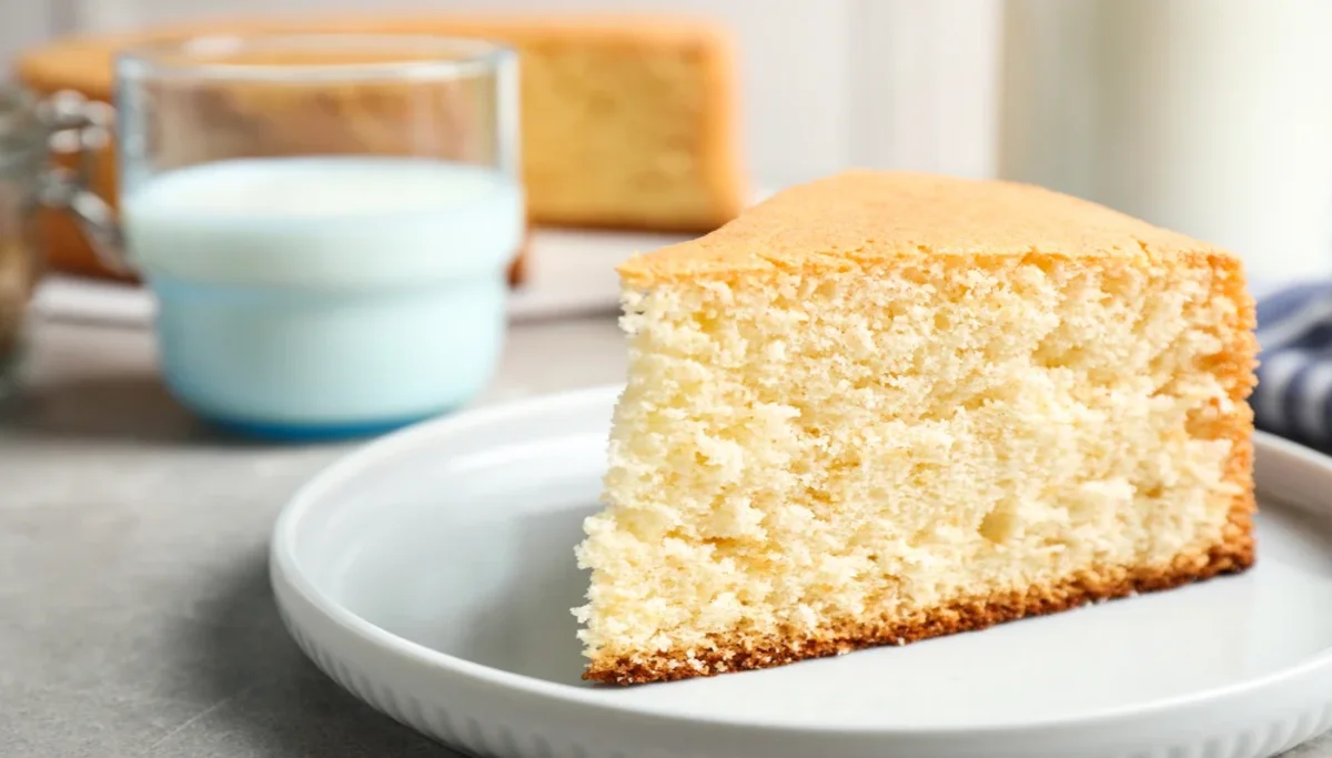 Bolo de limão com leite de coco