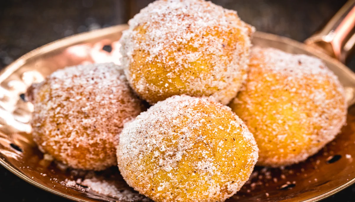 Bolinho de chuva assado