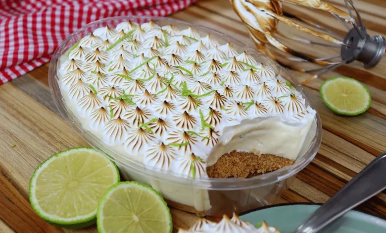 Torta de limão na travessa