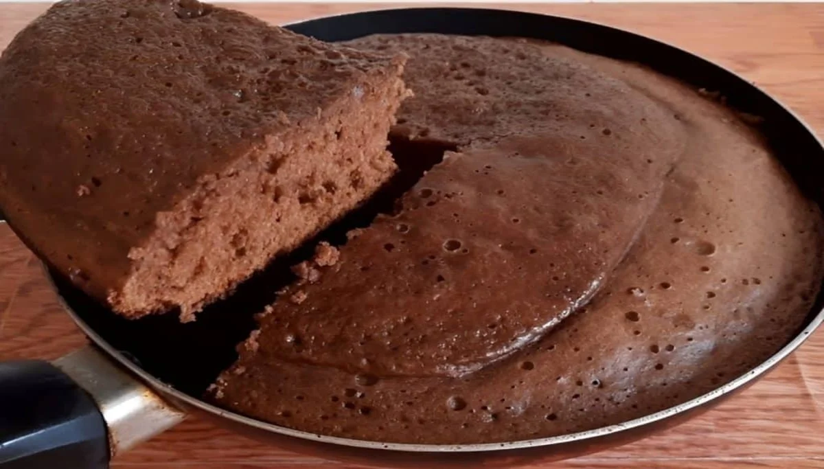 Bolo de chocolate na frigideiratravessahttps://chef.panelaeletrica.com/