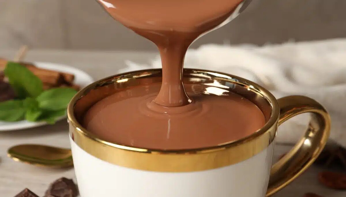 Chocolate quente https://receitasdeouro.com/