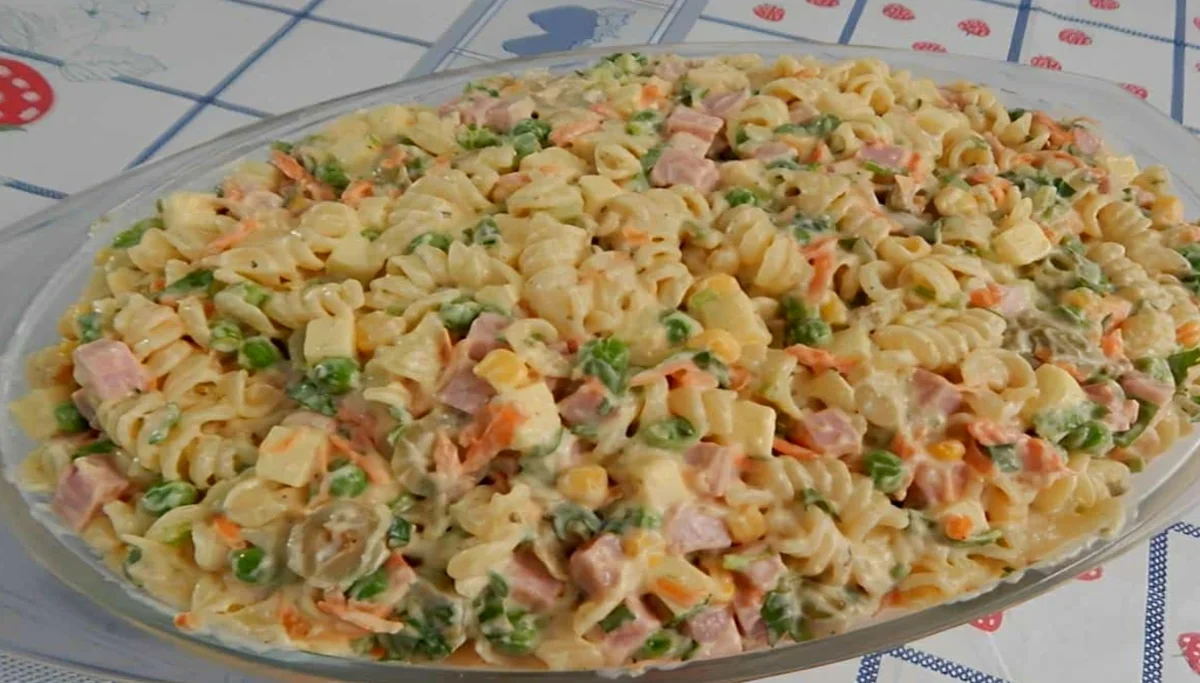 Salada de macarrão