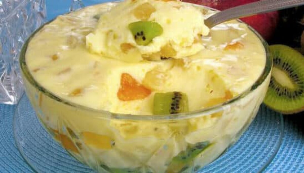 Mousse de salada de frutas receitasdepesos.com.br