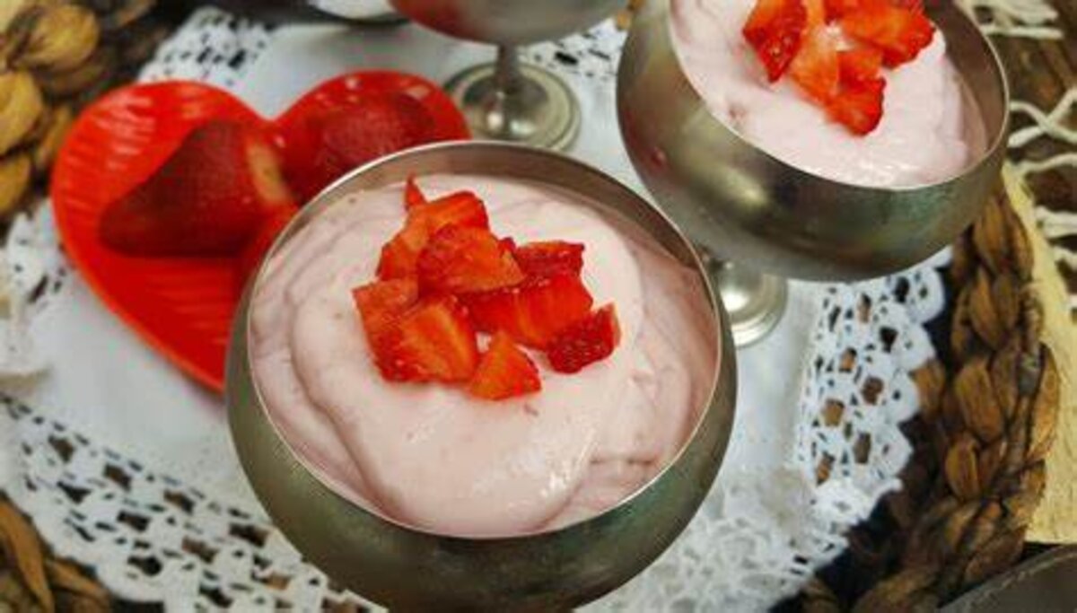 Mousse de morango gracatruquesdicas.blogspot.com