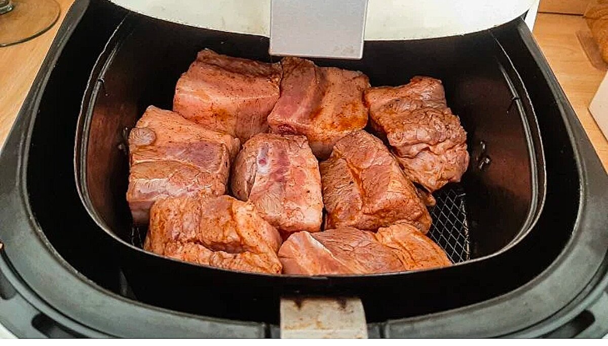 Costelinha de porco na airfryer uma receita pratica e saborosa que não suja muita louça