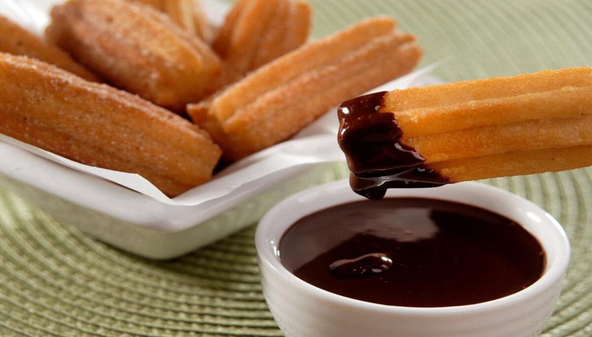 Mini Churros Caseiro almanaqueculinario.com.br