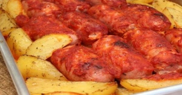 Linguiça com Batatas no Forno