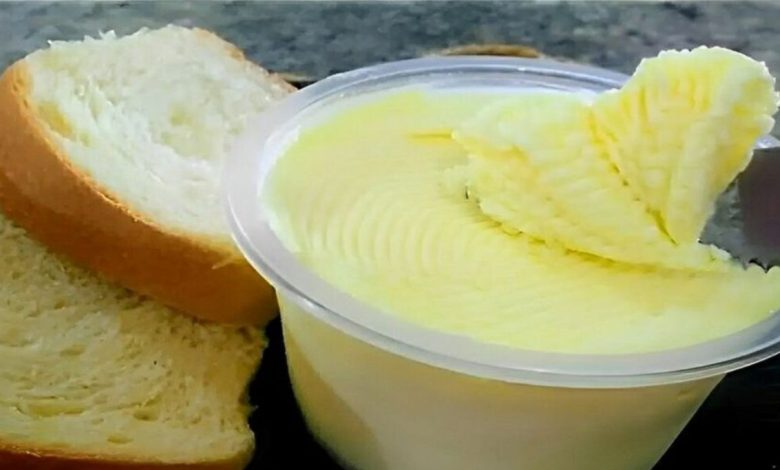 Manteiga Caseira Com Dois Ingredientes