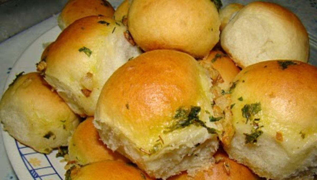 Pão De Cebola De Liquidificador almanaqueculinario.com.br