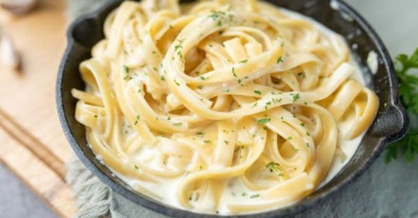 Macarrão com Creme de Leite Simples