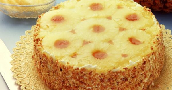 Bolo De Abacaxi Caramelizado