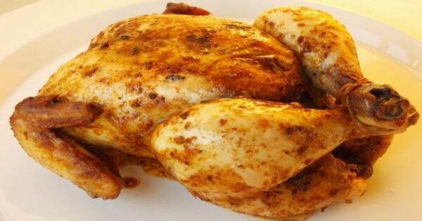 Frango assado inteiro na airfryer