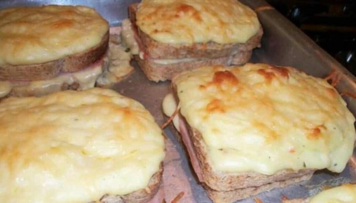 Lanche de Pão de Forma no Forno